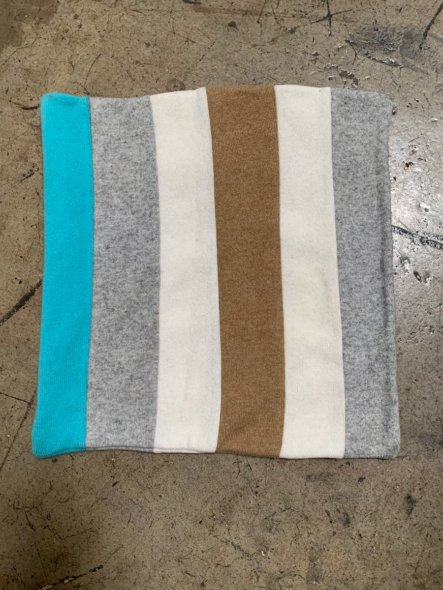 SMALL CASHMERE PILLOW