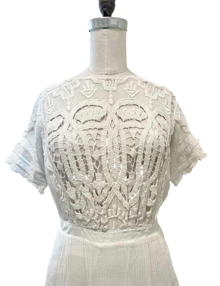 Vintage Lace Embroidered Dress - Burning Torch Online Boutique