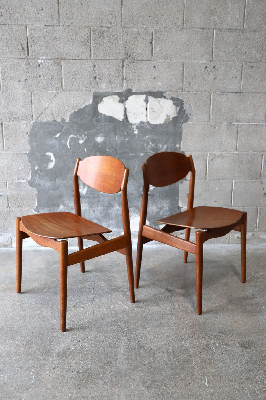 1960's ARNE VODDER CHAIR - Burning Torch Online Boutique