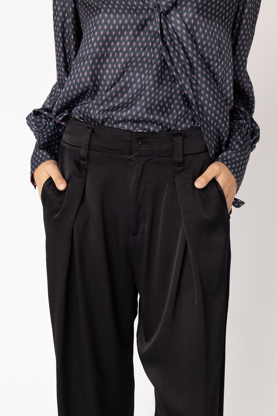 HANOVER TAPERED TROUSER, WASHED BLACK - Burning Torch Online Boutique