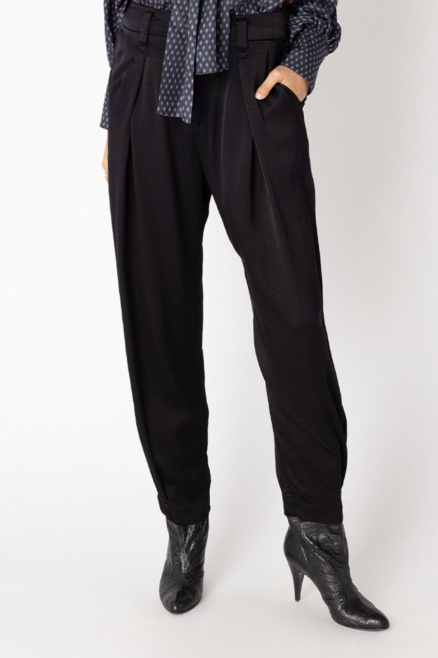 HANOVER TAPERED TROUSER, WASHED BLACK - Burning Torch Online Boutique