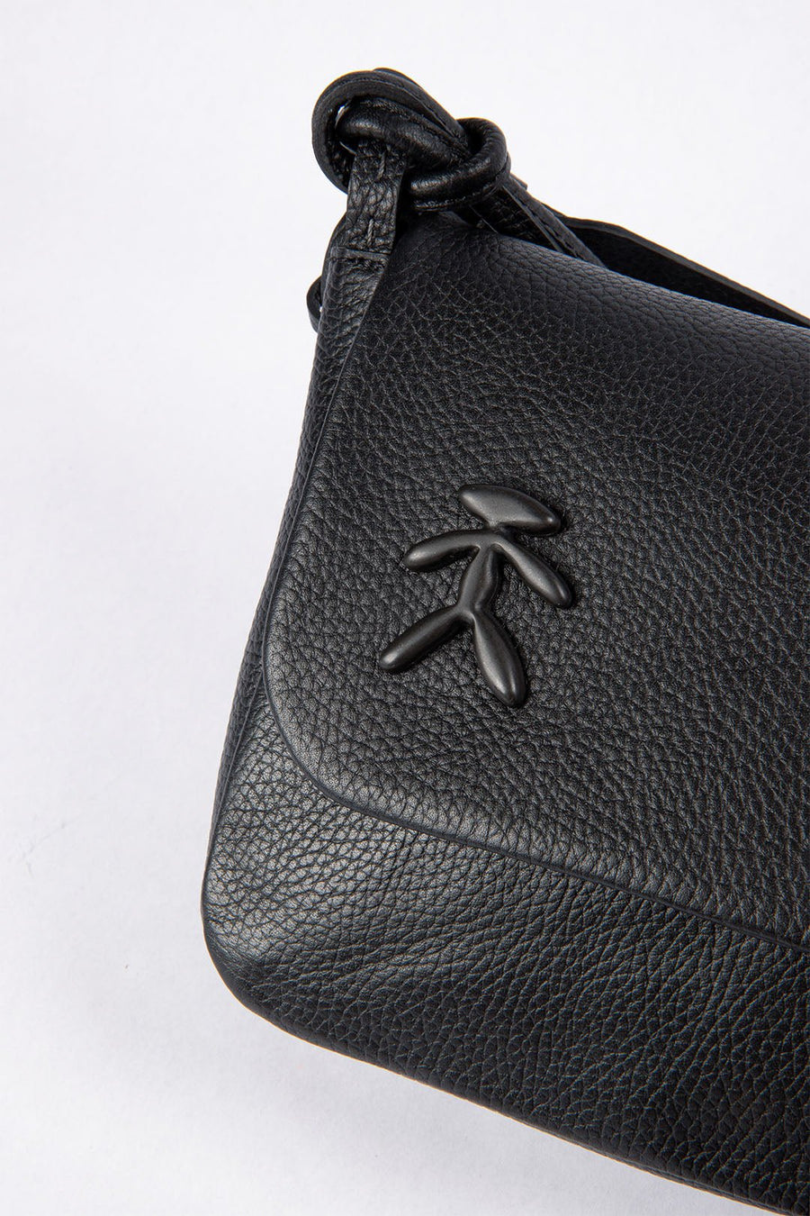 HENRY BEGUELIN LEATHER SADDLE BAG, BLACK - Burning Torch Online Boutique