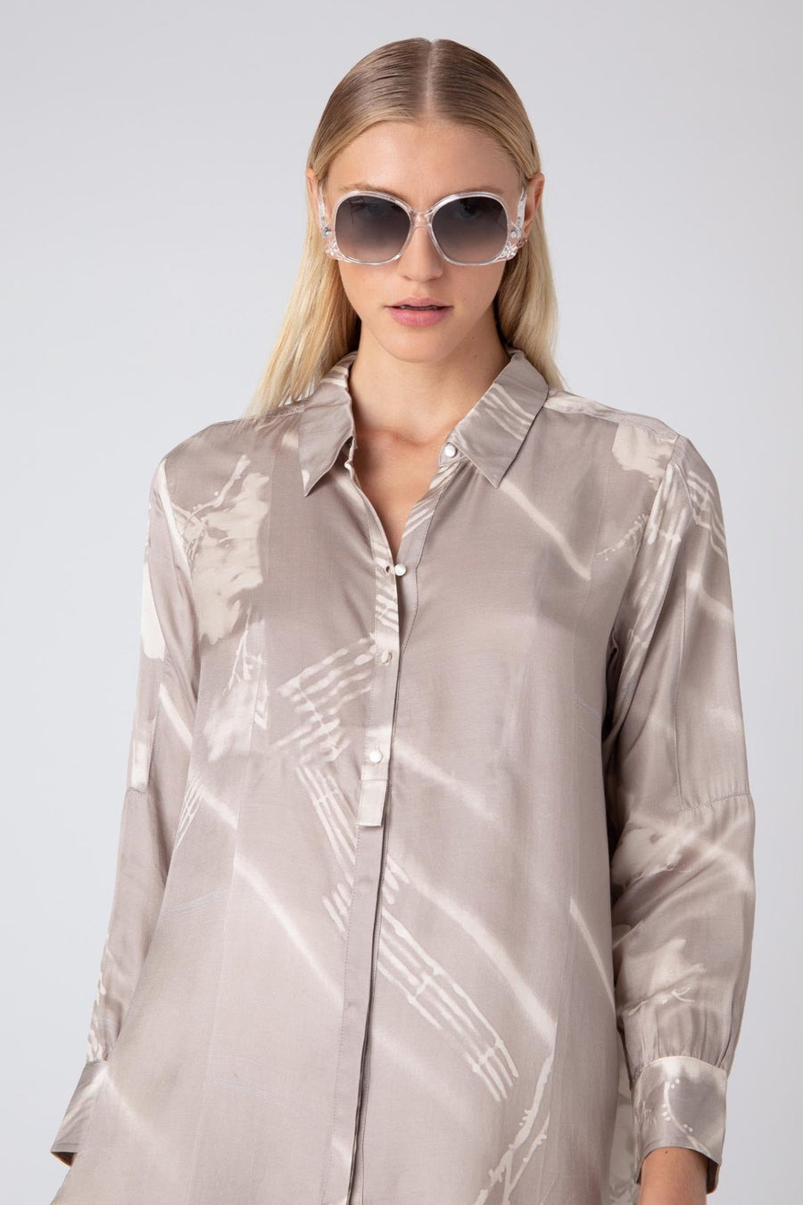 HYDRA LONG SLEEVE BUTTON DOWN, SANDBAR - Burning Torch Online Boutique