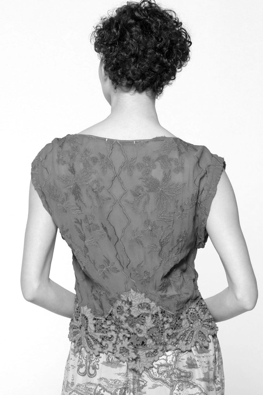 LOTUSLAND EMBROIDERED TOP, WHITE - SAMPLE 71883 - Burning Torch Online Boutique