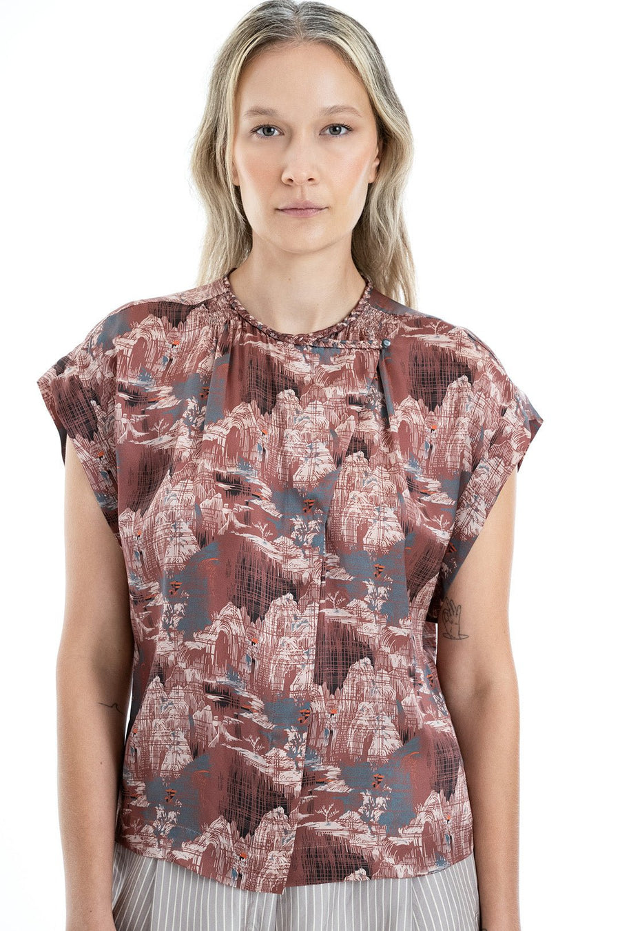 OASIS SHORT SLEEVE TOP, CLAY - Burning Torch Online Boutique