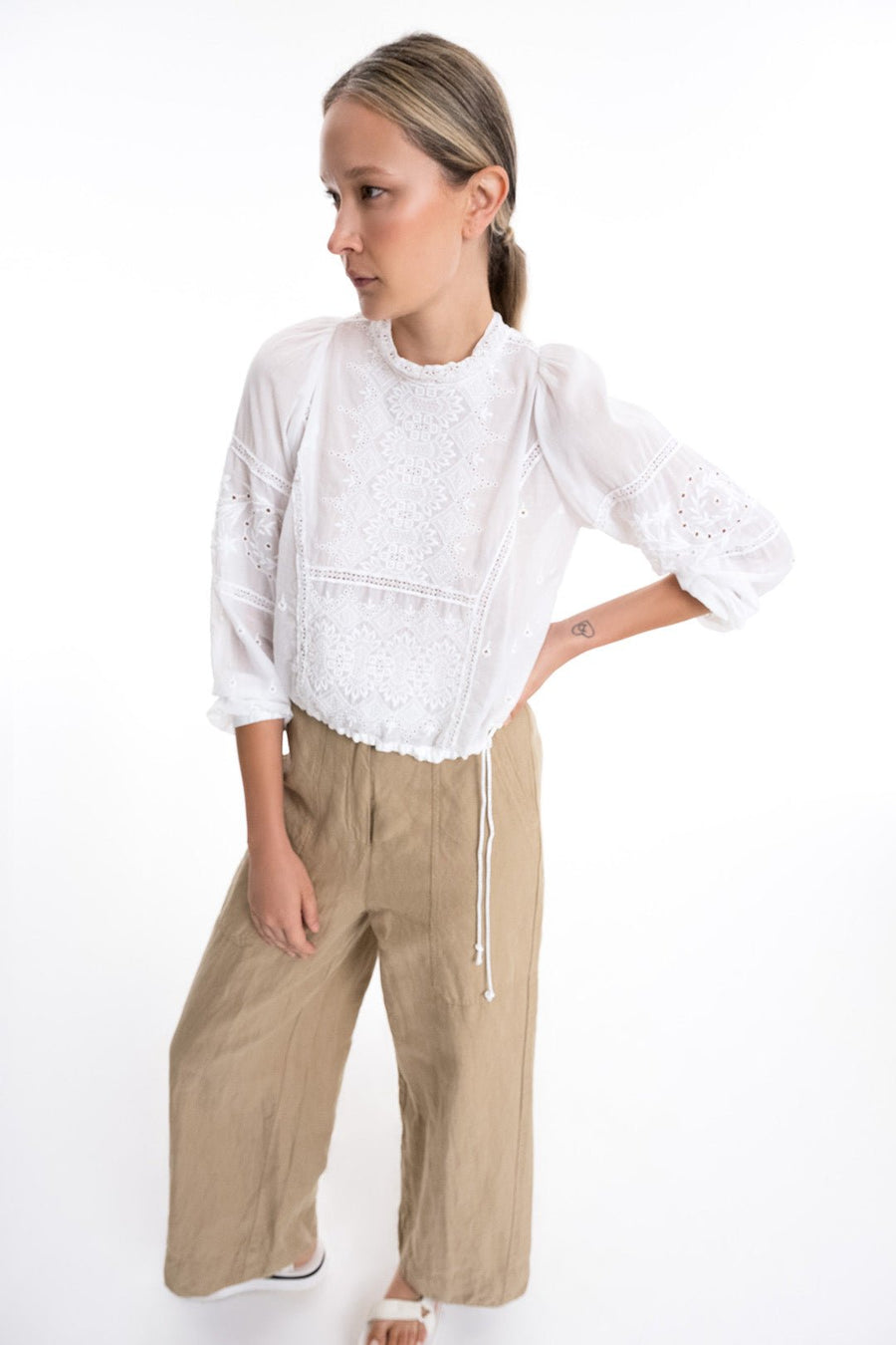 SKYE LONG SLEEVE BLOUSE, WHITE - Burning Torch Online Boutique