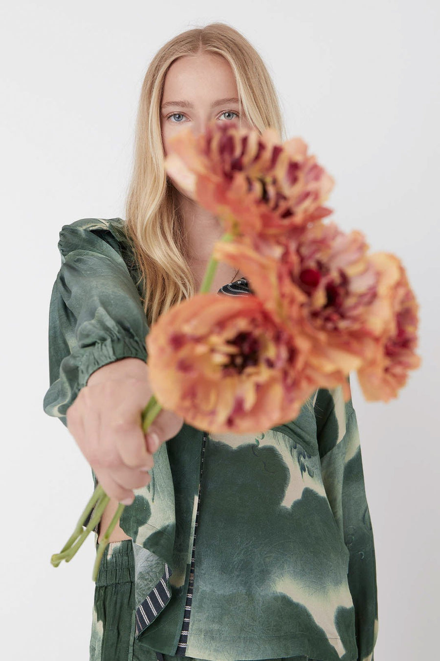 UBUD BUTTON DOWN SHIRT, ARMY - Burning Torch Online Boutique