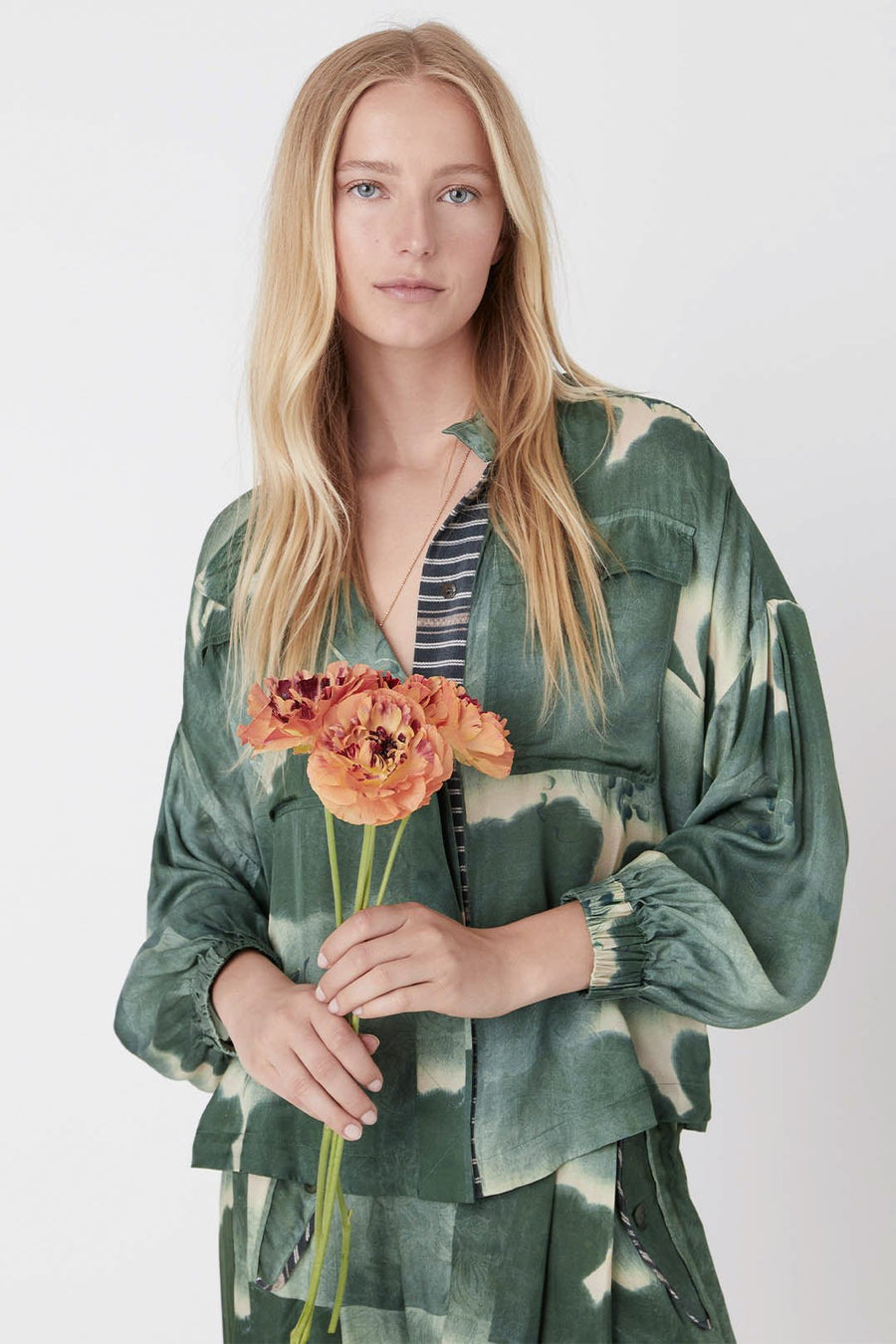 UBUD BUTTON DOWN SHIRT, ARMY - Burning Torch Online Boutique